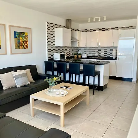 Daire Beachfront Tabaibas Puerto del Carmen (Lanzarote)