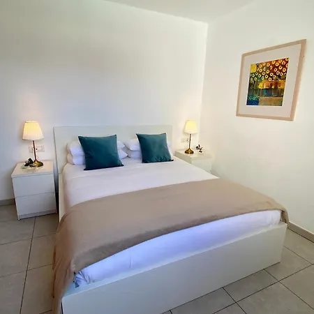 Beachfront Tabaibas شقة